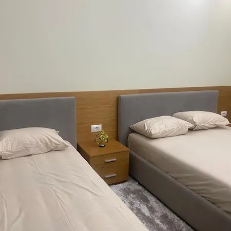 Apartment Apartment *